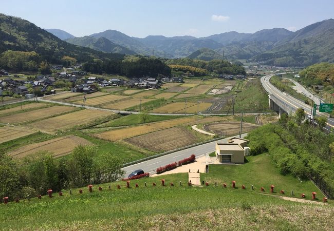 茶すり山古墳公園 クチコミ・アクセス・営業時間｜和田山