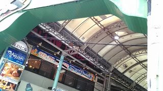 ハピナハの向かいが入り口