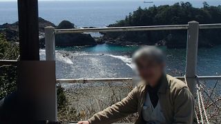 国道42号線沿いの絶景なのにあまり注目されていない（夫婦波）