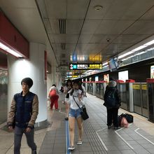 駅構内