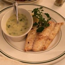 オパカパカのムニエル。お店のお兄さんオススメでした