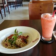 食事もできます