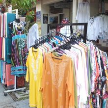 ブッソラー ストリート