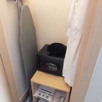 金庫・スリッパ・バスローブがありました。