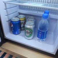 パンダプラスルームは水・コーラ・ビールが無料でした。