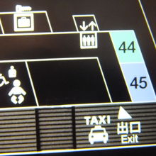 羽田空港内の地図。４５番がダイソー。