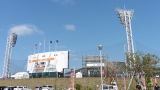 沖縄でとても立派なスタジアム