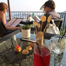 テラスでアペリティフ