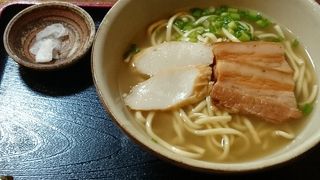 八重瀬：雰囲気で食べる！