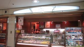 パンと卵の食べ放題モーニング