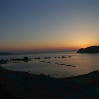 客室から眺める日の出と橋杭岩