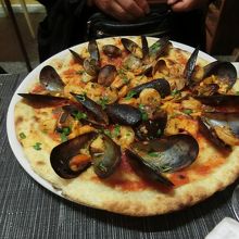 シーフードピザ