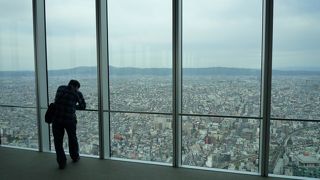 大阪の街が一望。本当に高い！！