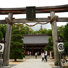 松陰神社　鳥居