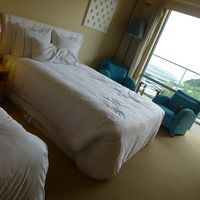 広いベッドに眺望！