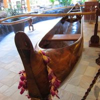 ロビーにある船のオブジェ