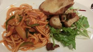 店内は煙かったなぁ～