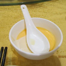 マンゴウプリンも付いてます。