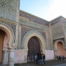 イスラムらしい装飾が施されています