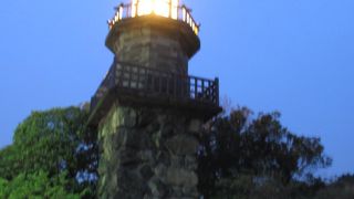 夜暗くなるとかなり雰囲気があります