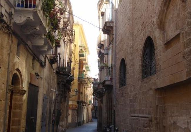 危険な旧市街ですが切り抜ける爽快感があります♪