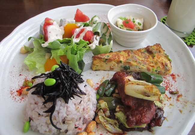 ヘルシー料理をおいしく頂けます。