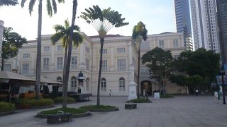 歴史ある建造物が