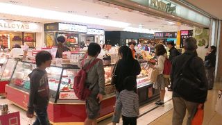 ２タミのマーケットプレイス