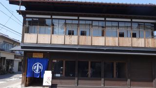 建物だけでなく庭園も立派です。