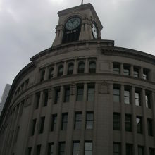 銀座和光の屋上にある時計台です。ＳＥＯＫＯの文字が見えます。