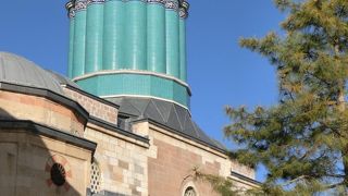 青い塔を綺麗に撮るなら