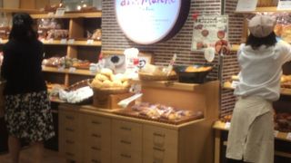 リピートするパン屋さん