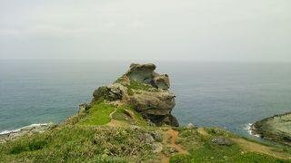 大迫力の大岩！