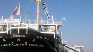 山下公園に停泊、中にも入れます