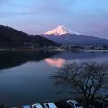お部屋から富士山をずっと眺められます！！朝は逆さ富士も！！