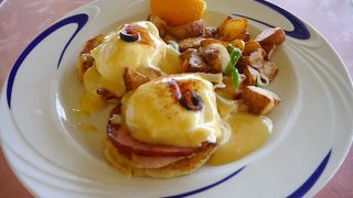 朝食のエッグベネフィクトで有名な1度は訪れたいレストラン