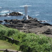 城ケ島の東の先端で 磯遊びや貝殻の砂浜などいろいろ楽しめる岩礁地帯になっています By 元カニ族 安房崎のクチコミ フォートラベル