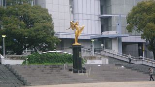 普段は静かな公園