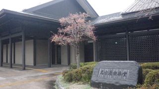 名古屋城とセットで訪れたい