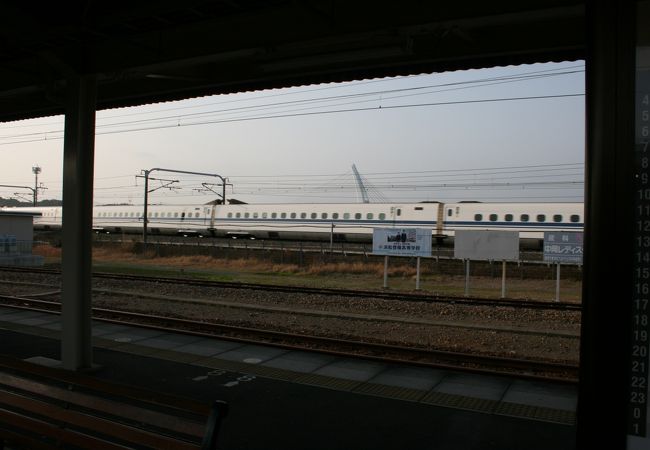 新居町駅