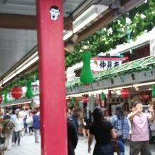 仲見世通りの日常