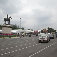 ラーマ5世騎馬像