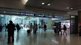 韓国の巨大な空港