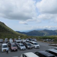 大涌谷から見た芦ノ湖