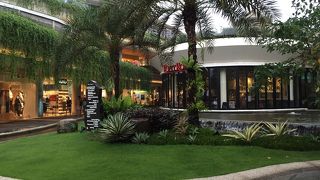 新しいショッピングモール