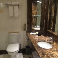 トイレと洗面台。