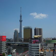 スカイツリーも眺められます
