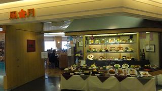 黒豚でカツカレー