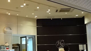 おいしいパン屋さんです。