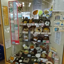 レストランのショーウィンドウです。